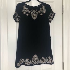 Lulu’s Embroidered Dress Size S NWT